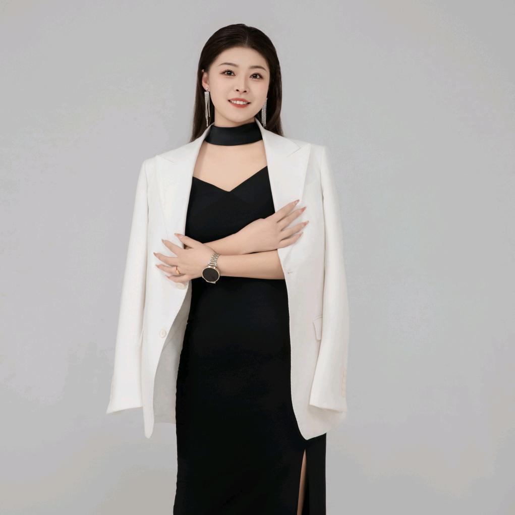 青州梵娜婚纱摄影经理琳达