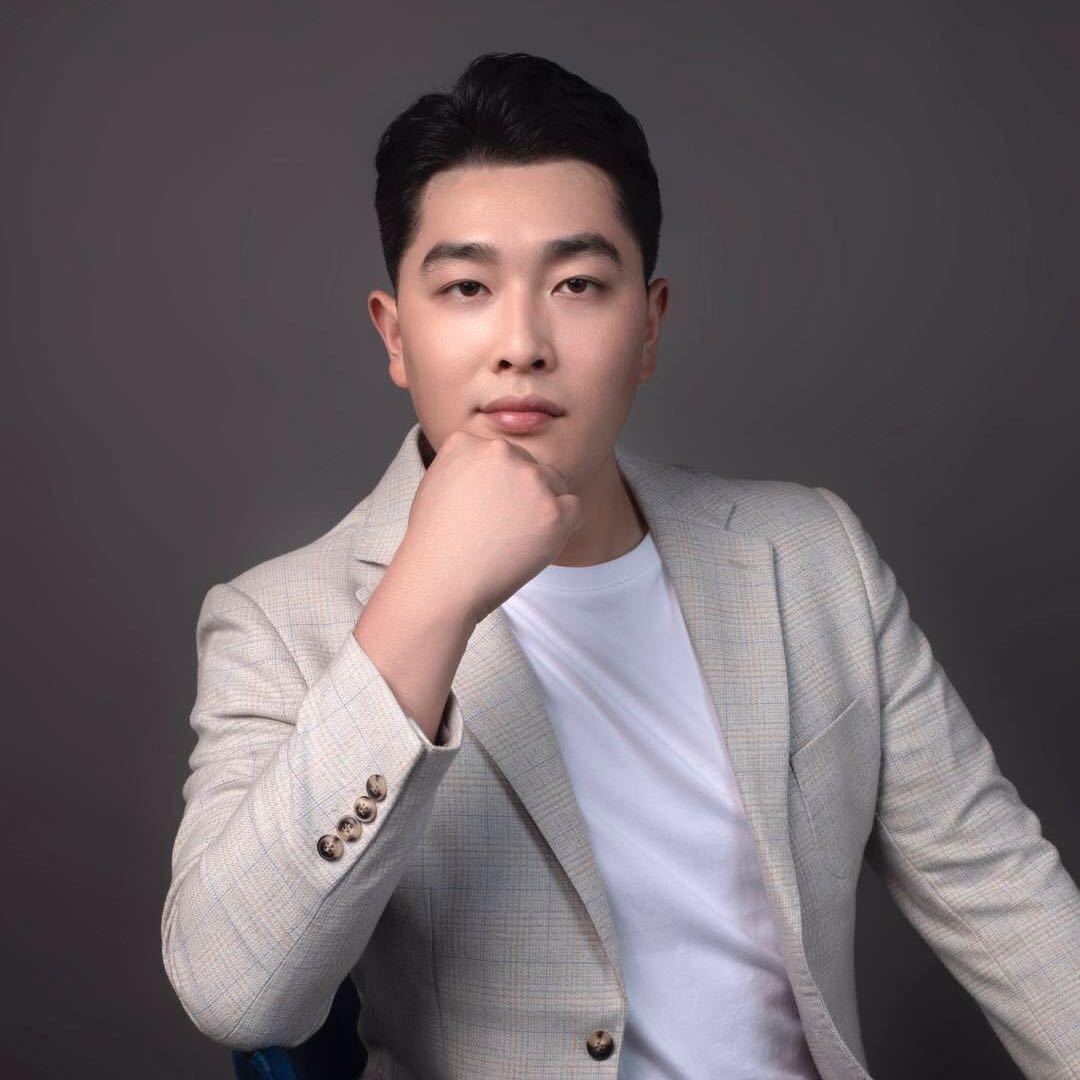 成都旧改潇洒哥-艺人美家焕新家