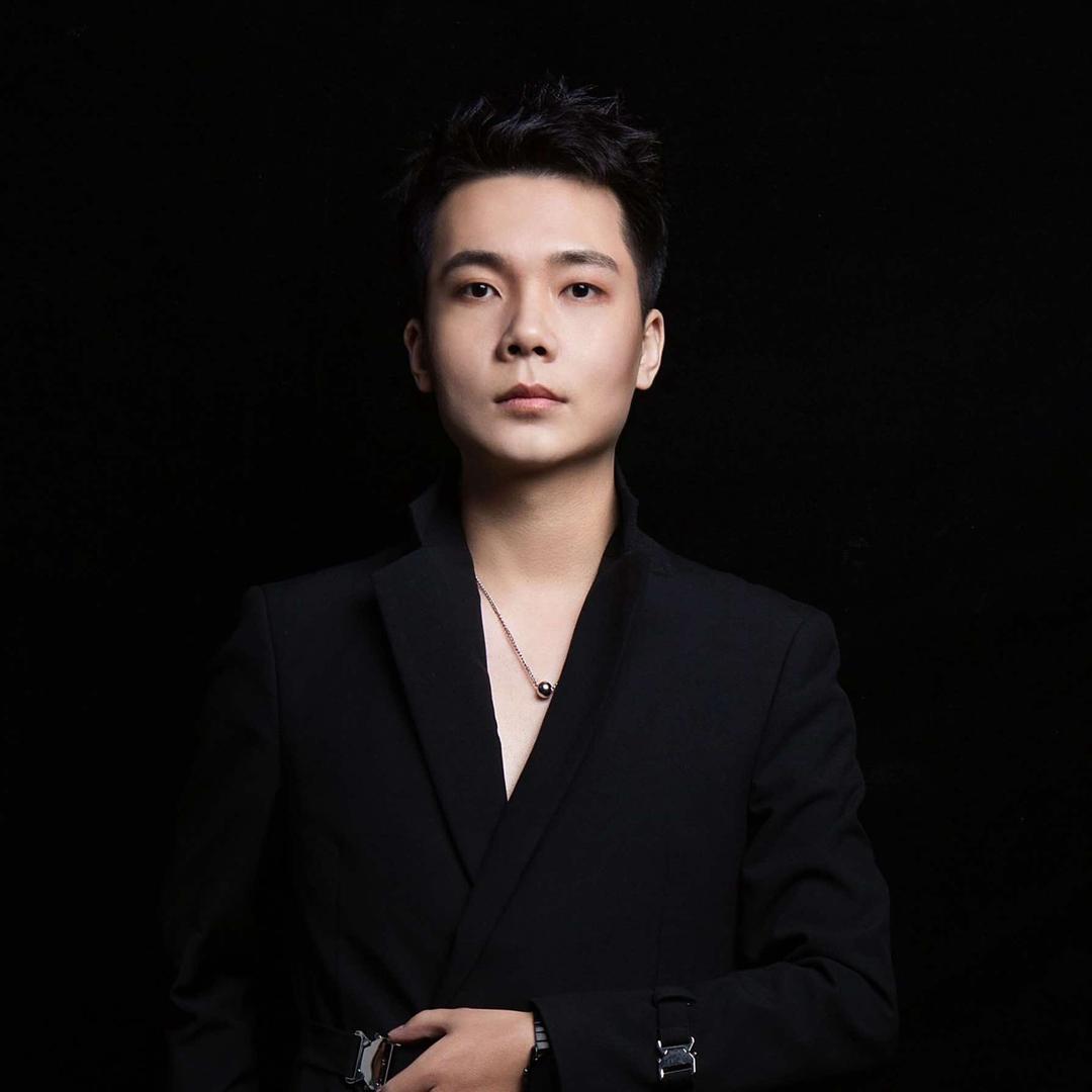 杨凌杨杰发型设计