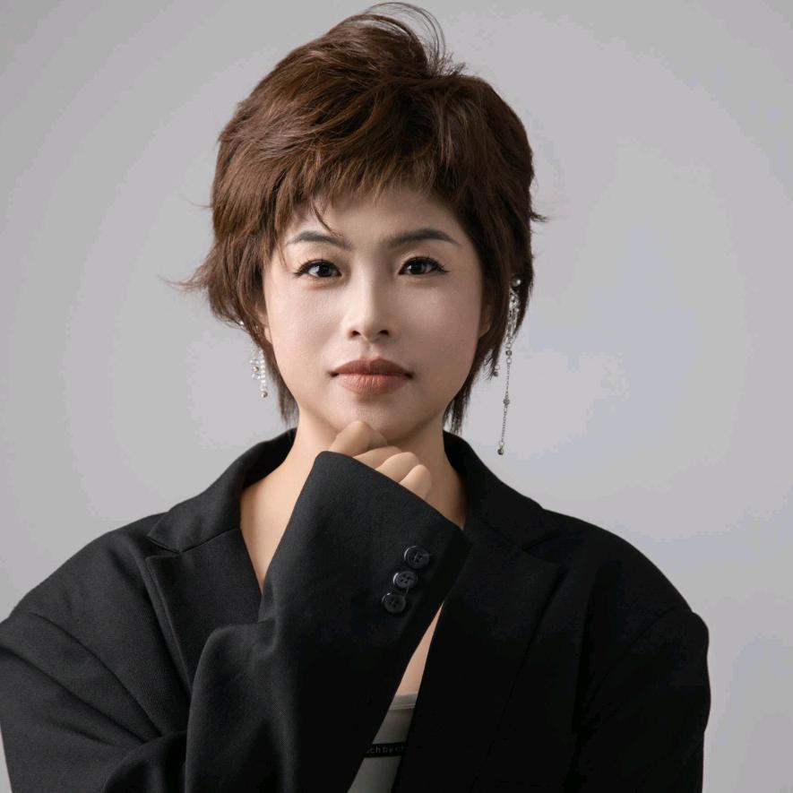 山东大红灯笼卖炒鱼的耿姐