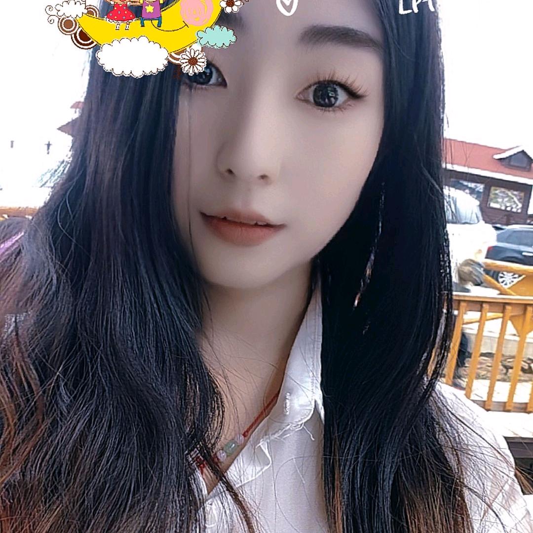 溪秀化妆品店（不脱妆粉底液）