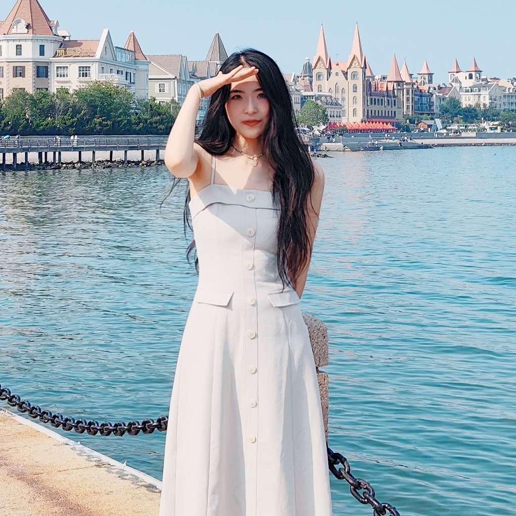 上海曜源品牌服装工厂店