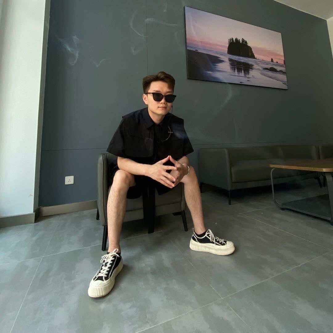 太阳精剪设计纱毂巷店