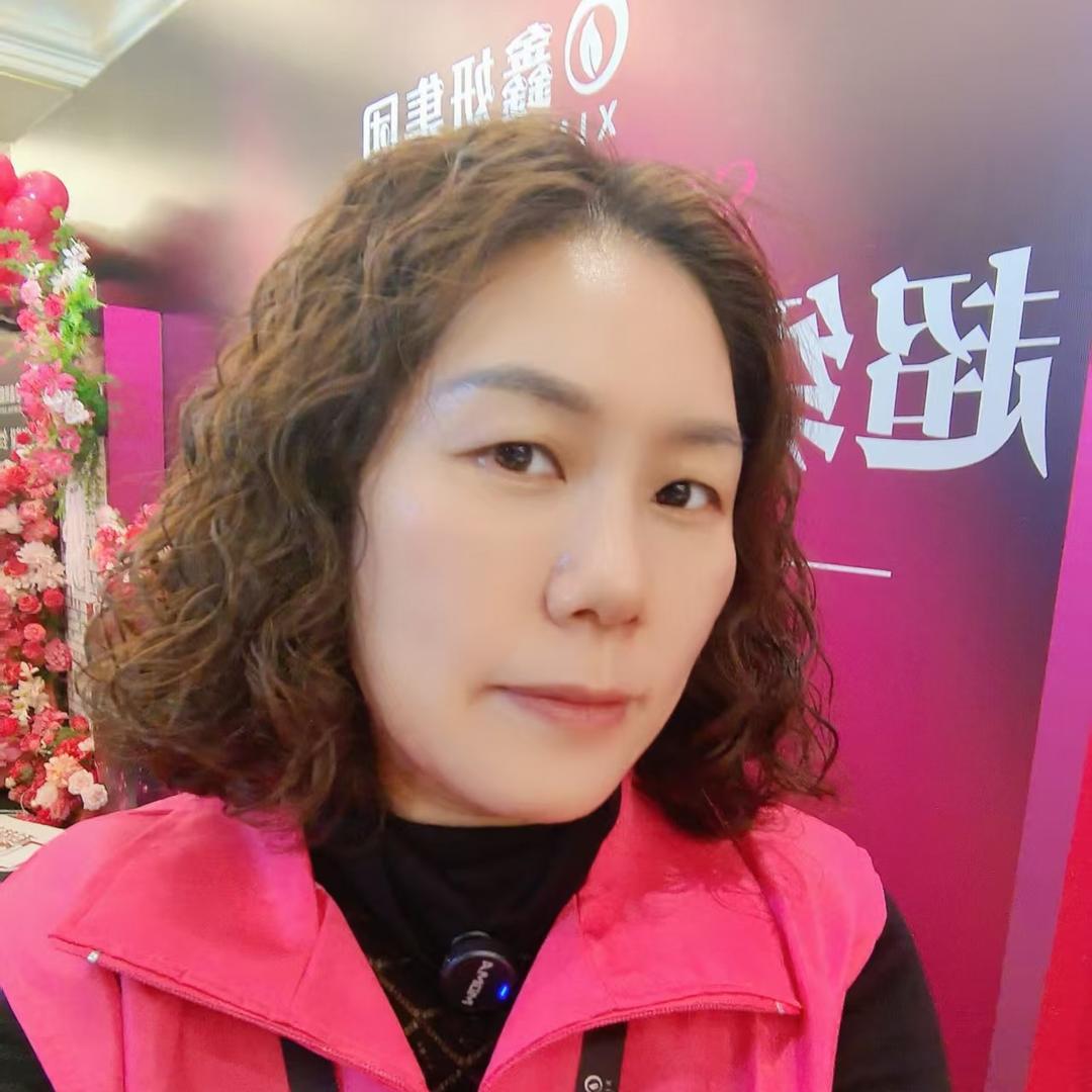 菁纯伊人高笋塘店长媛媛