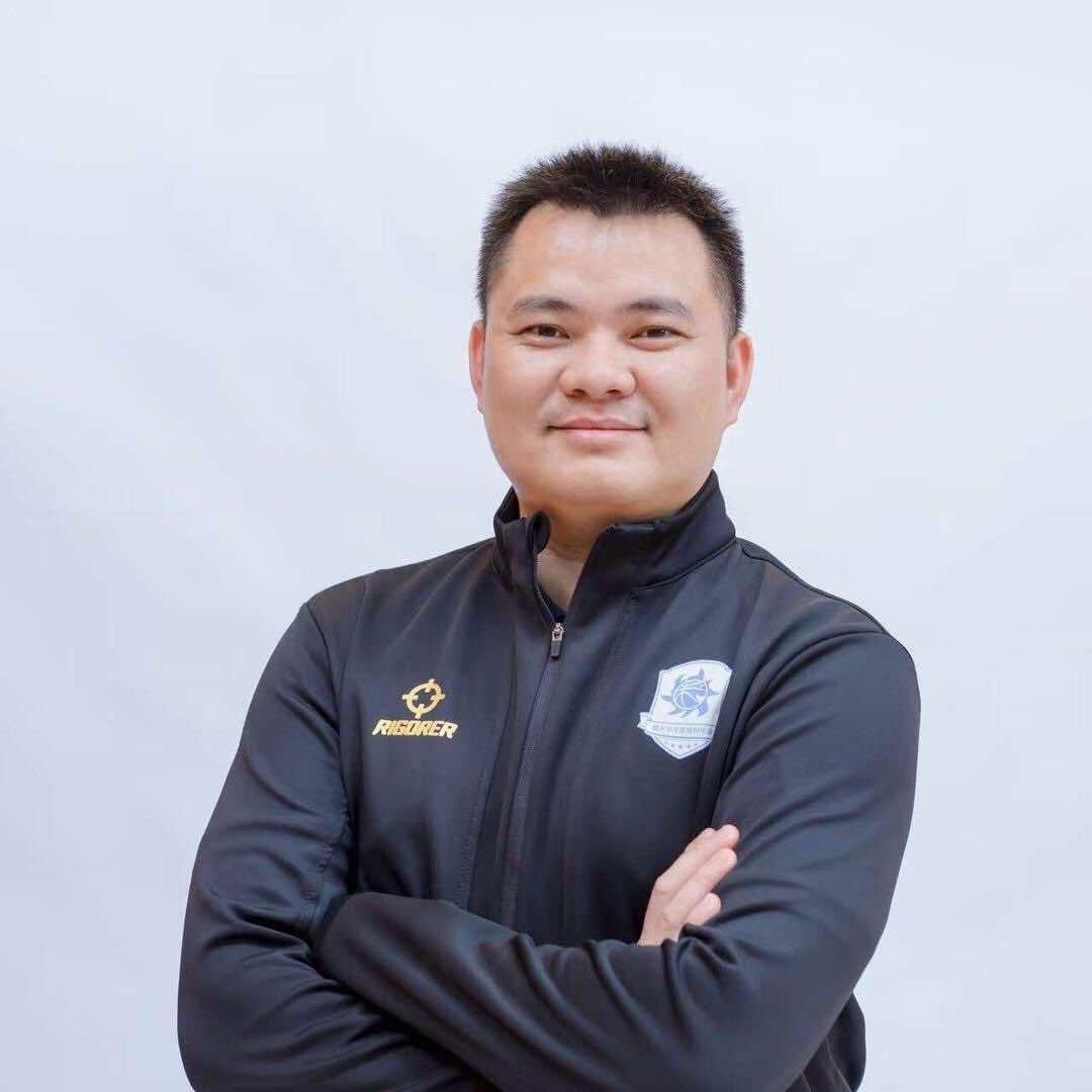 北海晴天少儿篮球俱乐部吴教（10年经验）