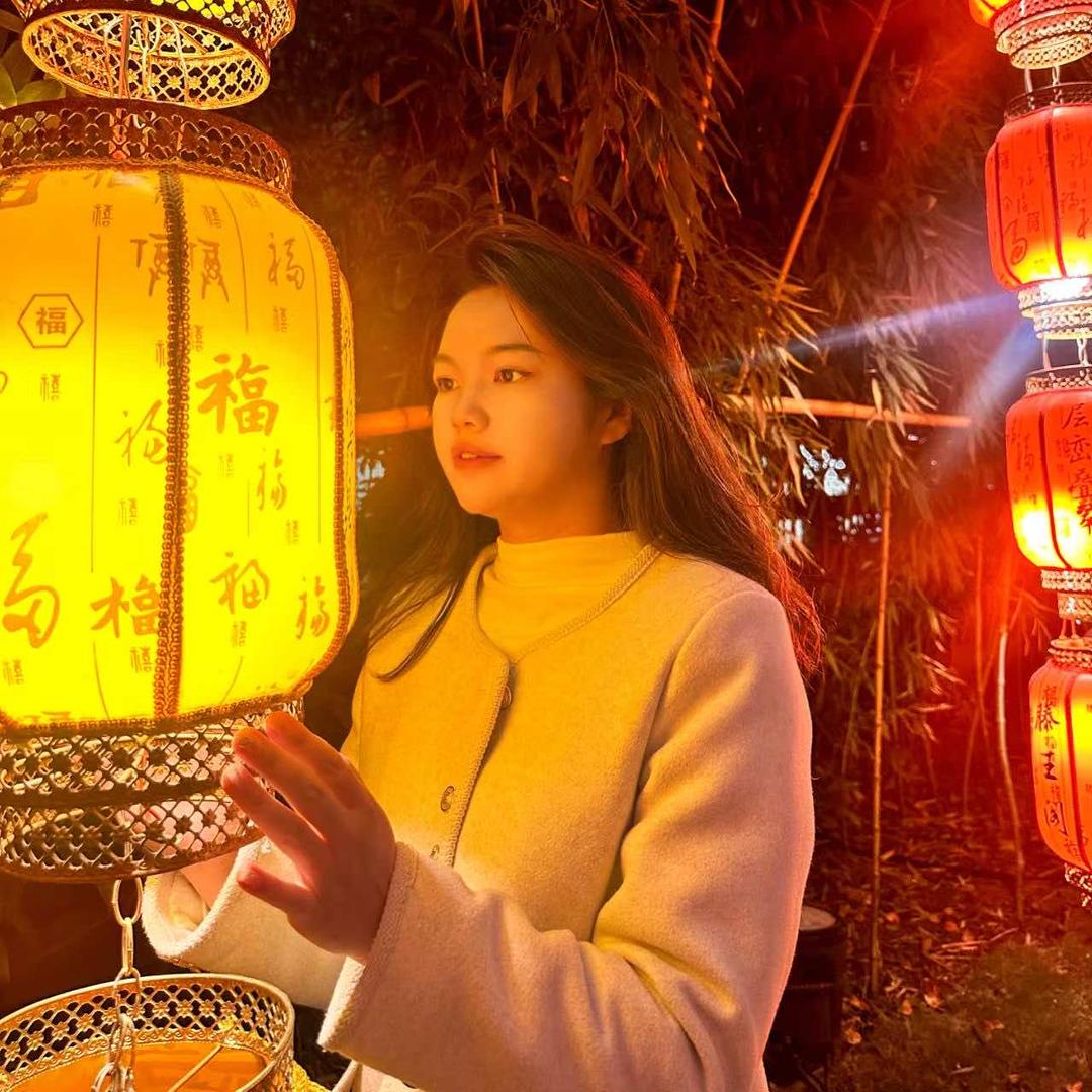 舍得女捕筷小何