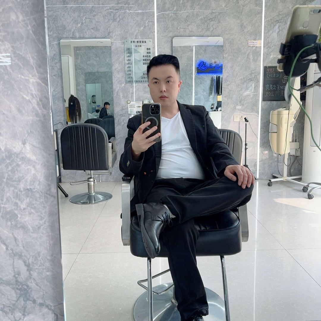 宿迁减龄发型烫染 专家