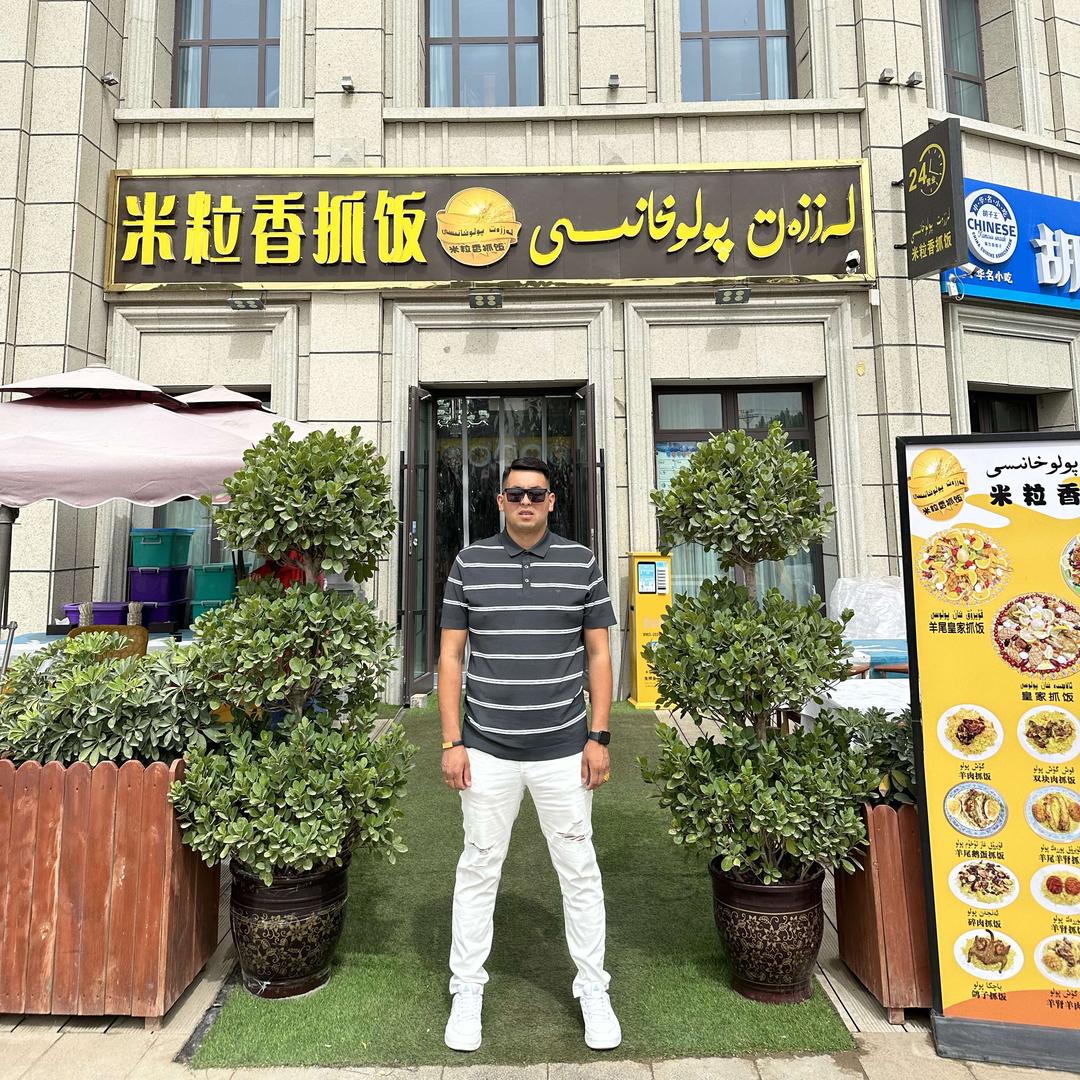 和田市米粒香抓饭店
