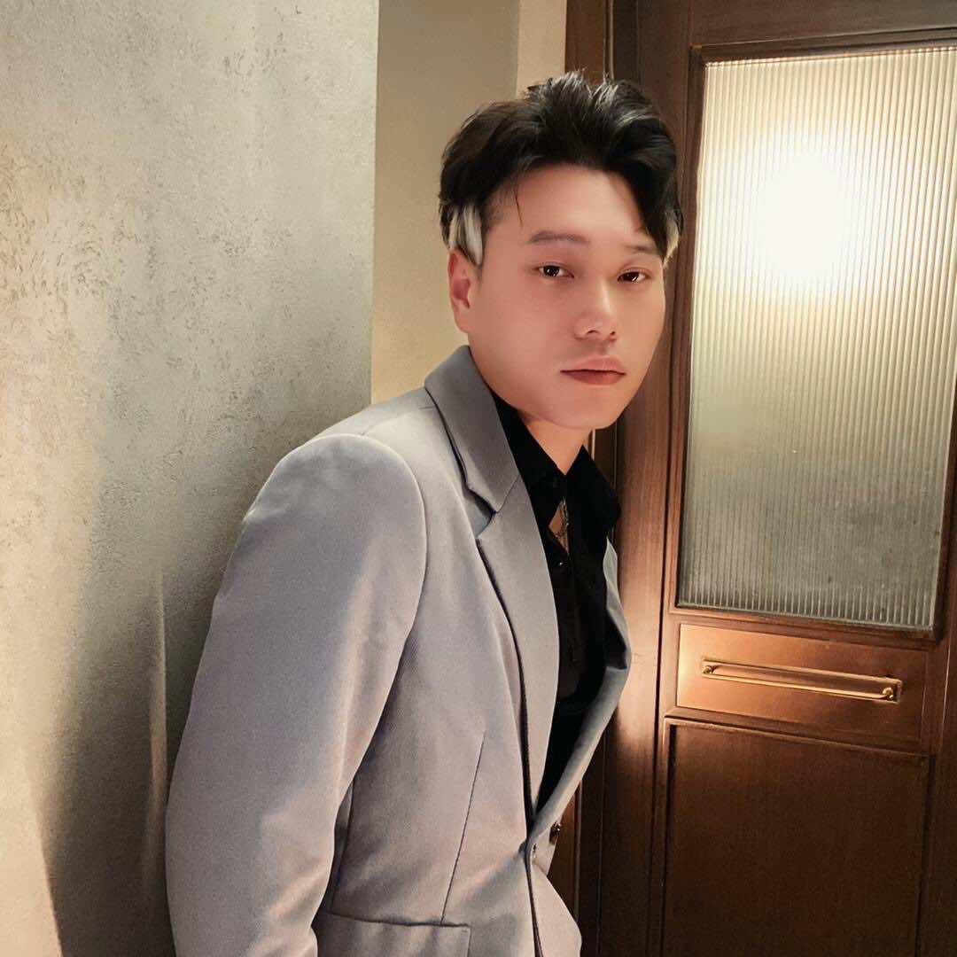 长寿概念蒙娜丽莎晓明老师