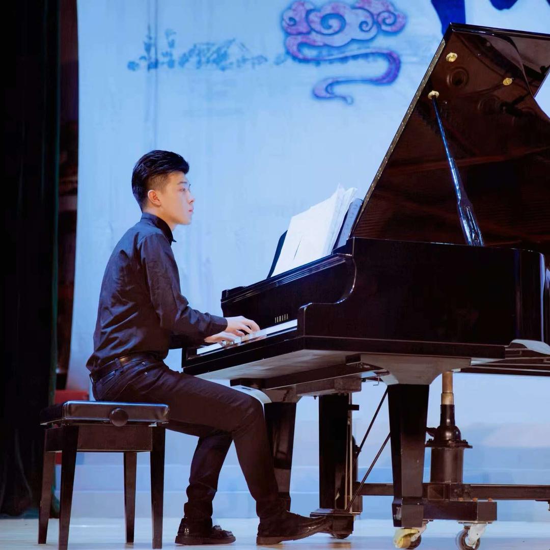 晓东老师里拉音乐学校