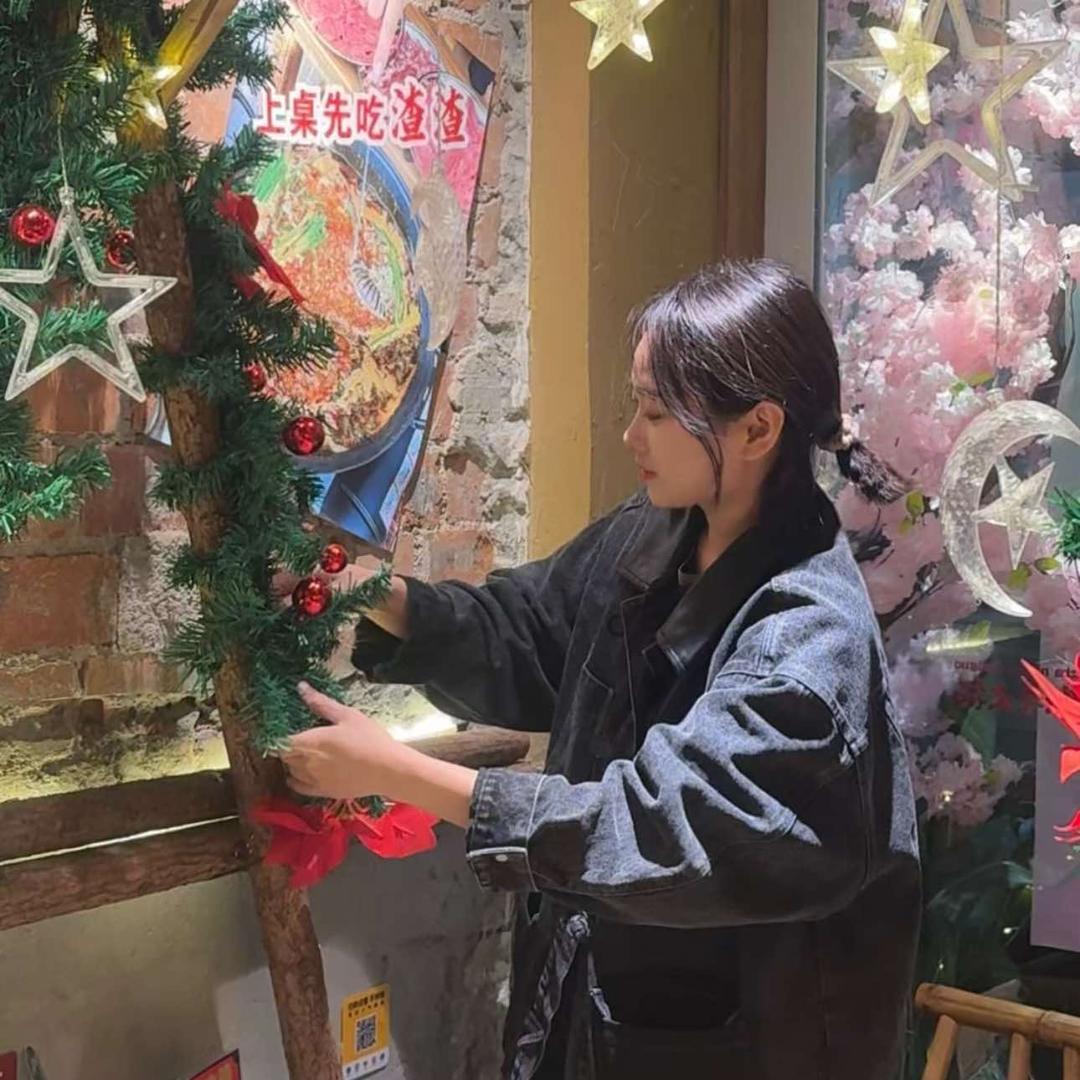 渣渣牛肉老板娘