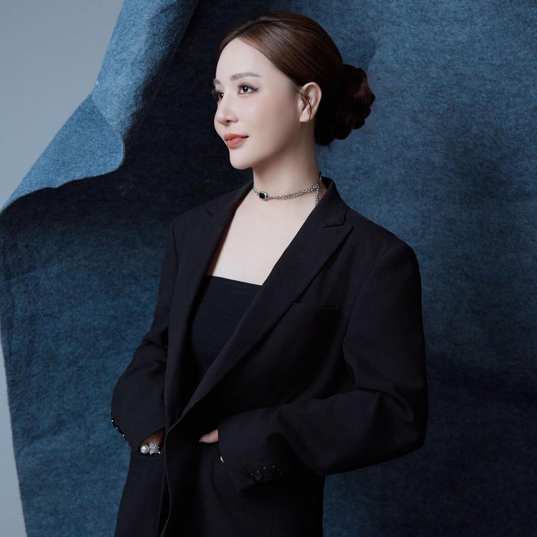 优美姿接发会所(兴义店)