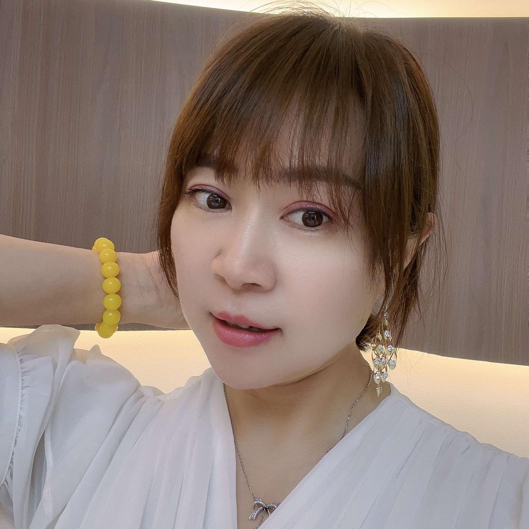 巩义减龄发型终点站艳丽