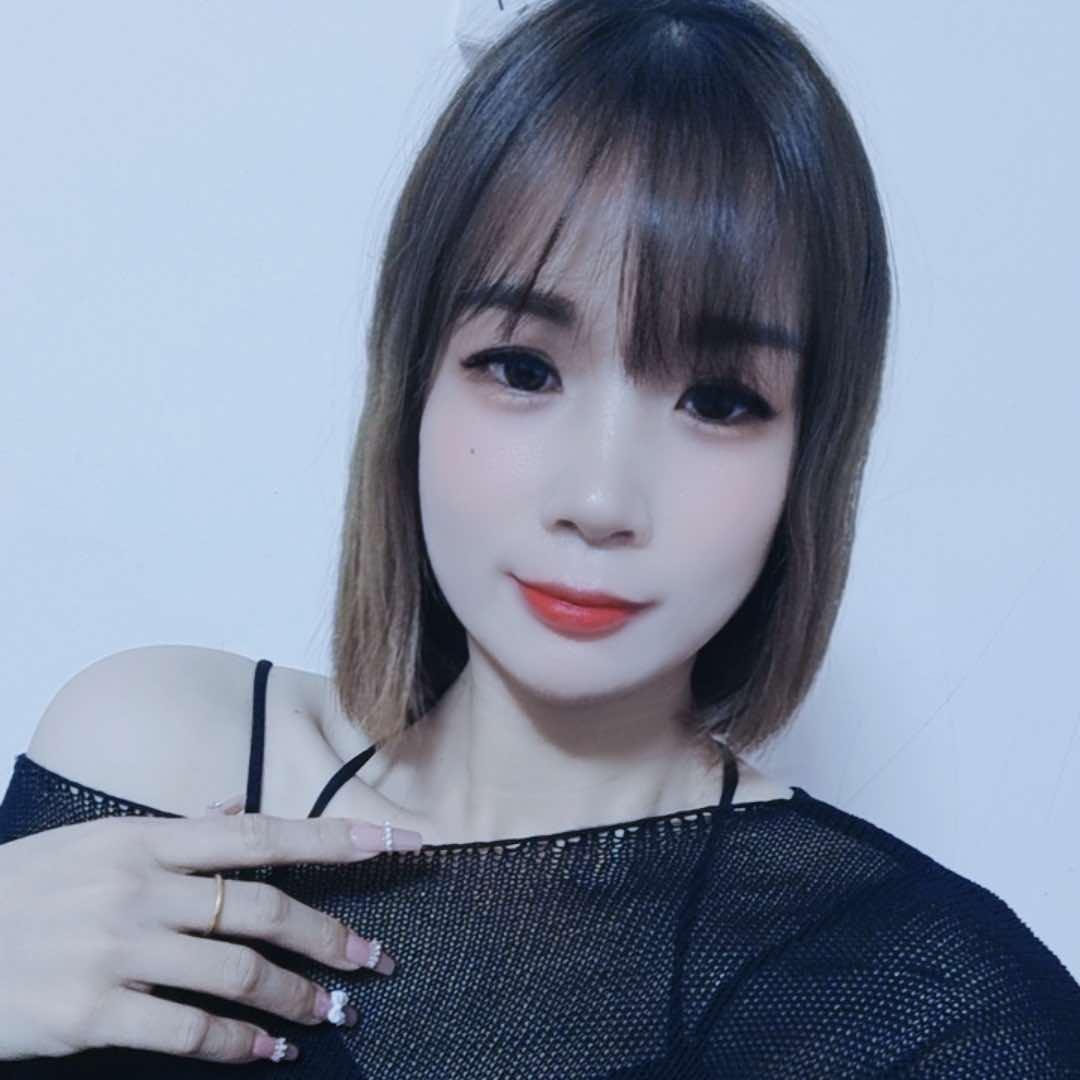 雯子吖
