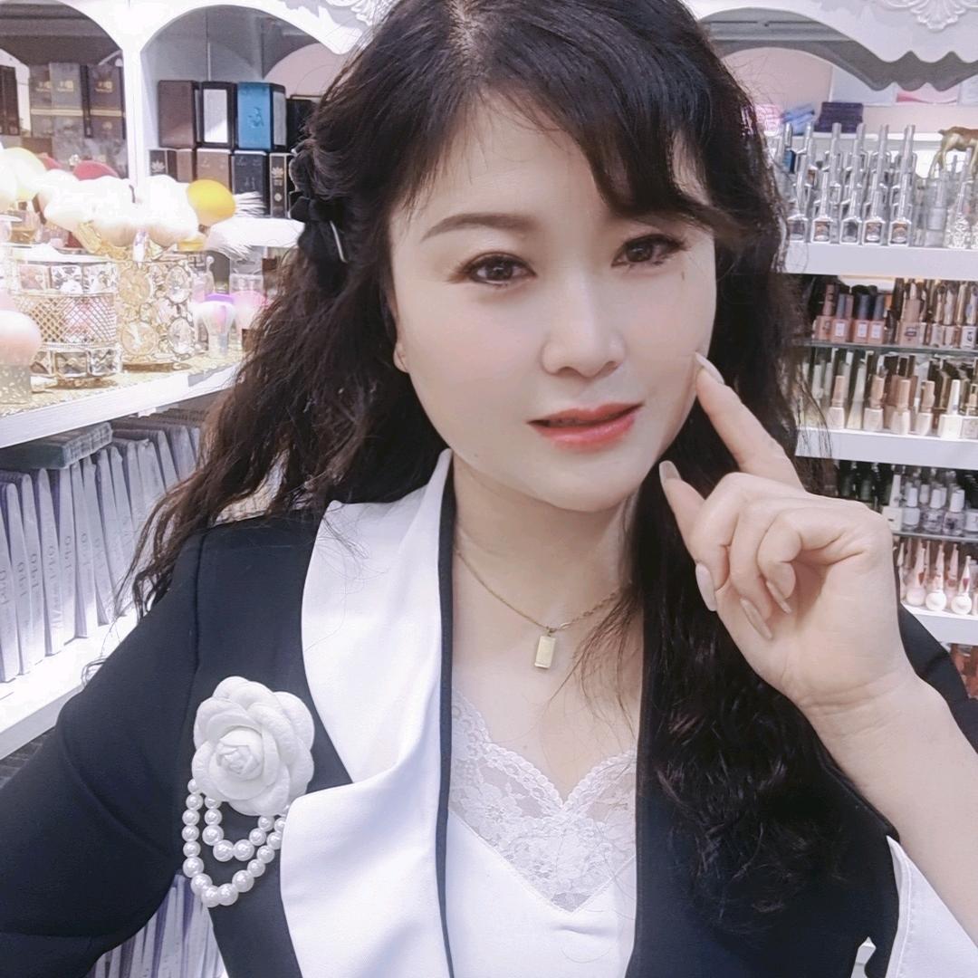晴雨美甲美睫耗材批发