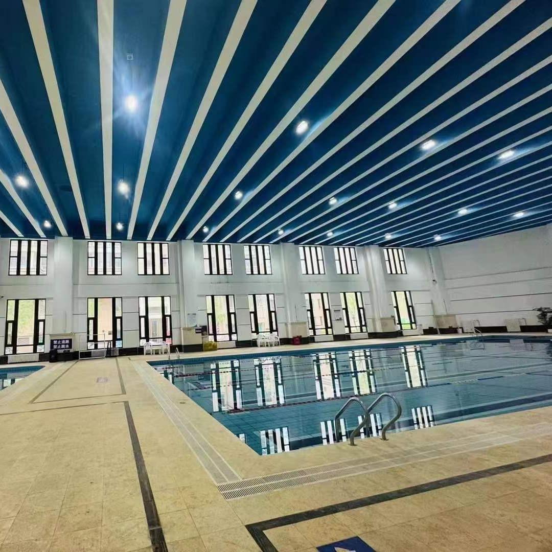 天伦湾游泳馆
