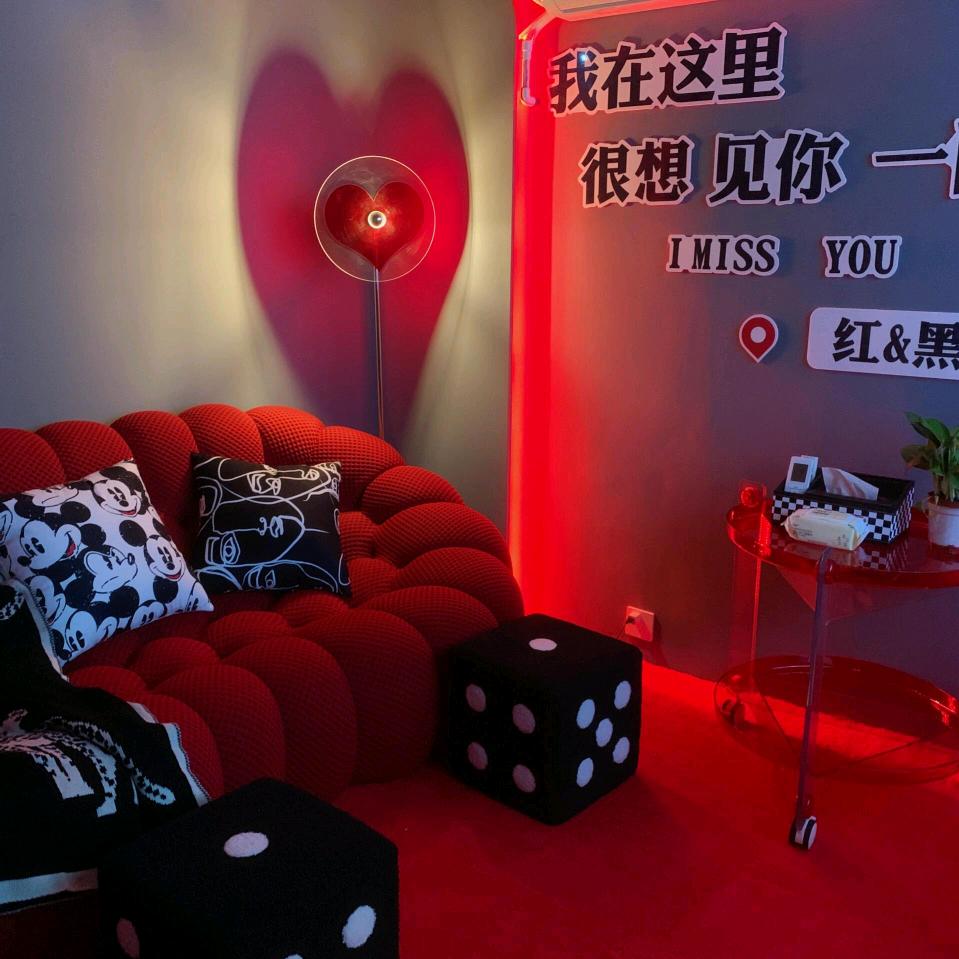 小甜甜-趣玩空间潮玩