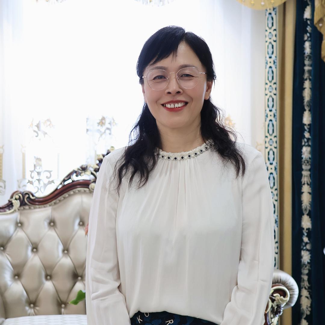 东营伊莎莱窗帘、天衣无缝壁布～刘静