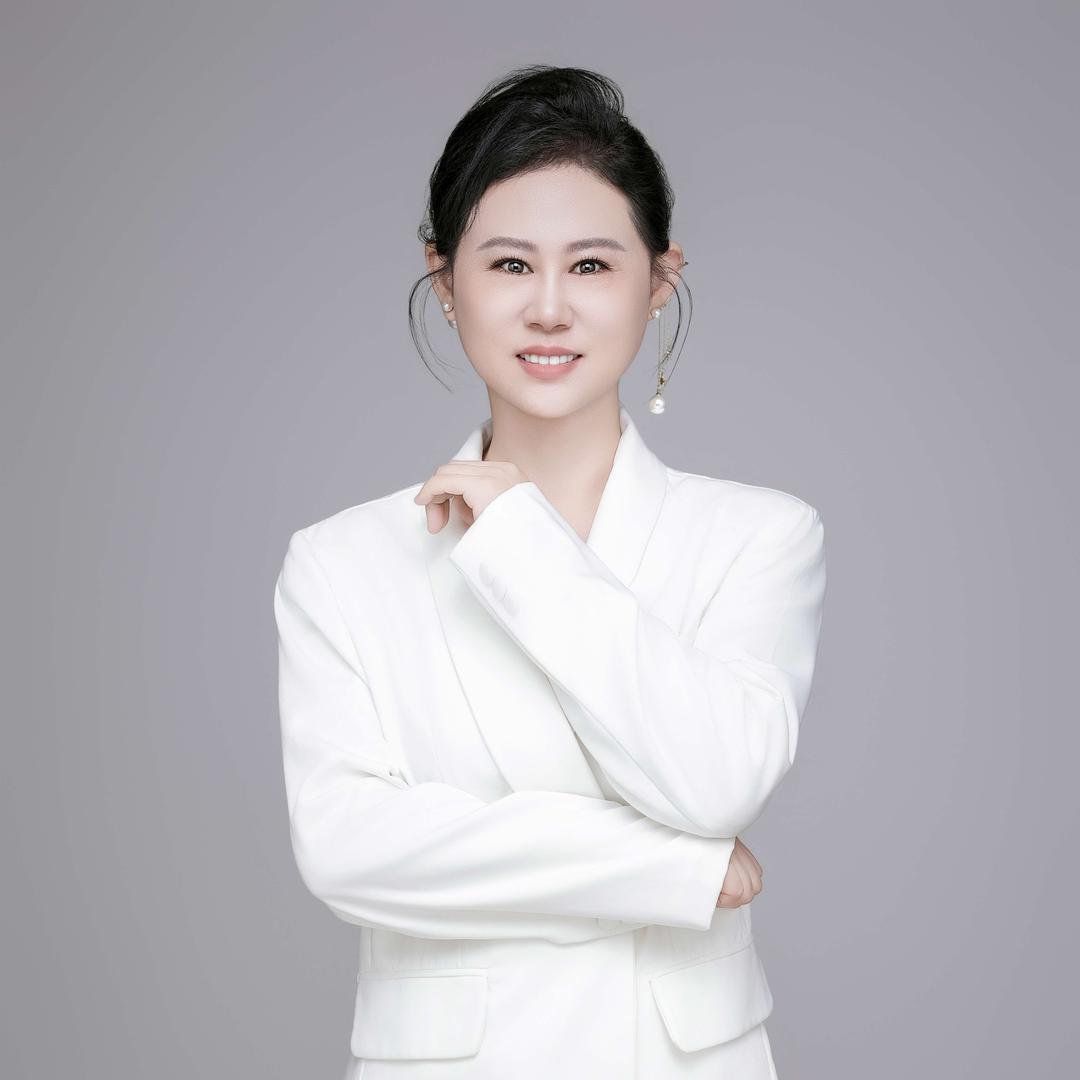 宏婧卉美容护肤馆 郑淇元