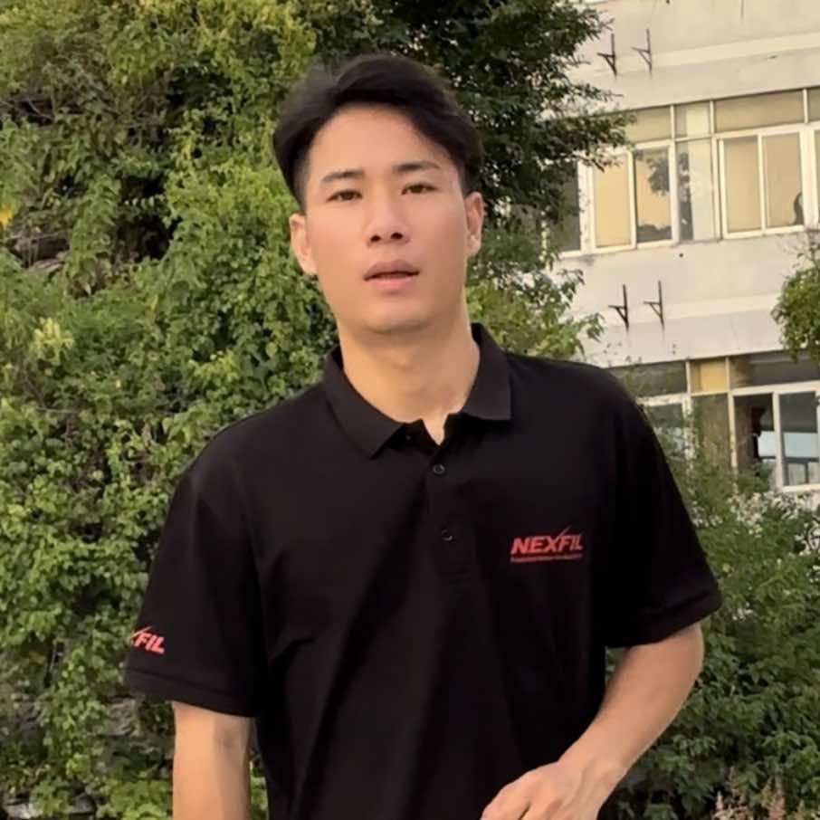 会贴膜的小莫（合浦老友派汽车贴膜）