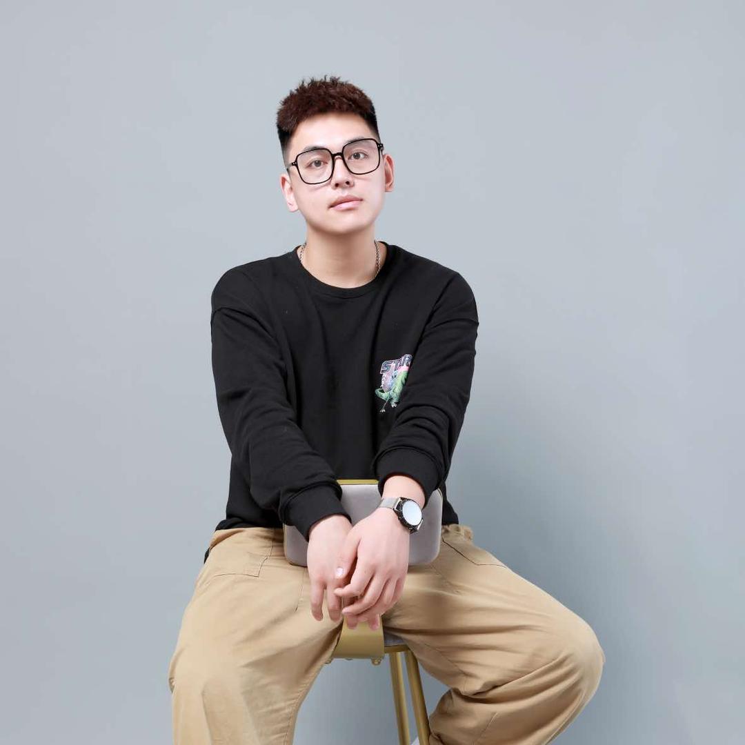 在大丰做炉边菜的小鑫