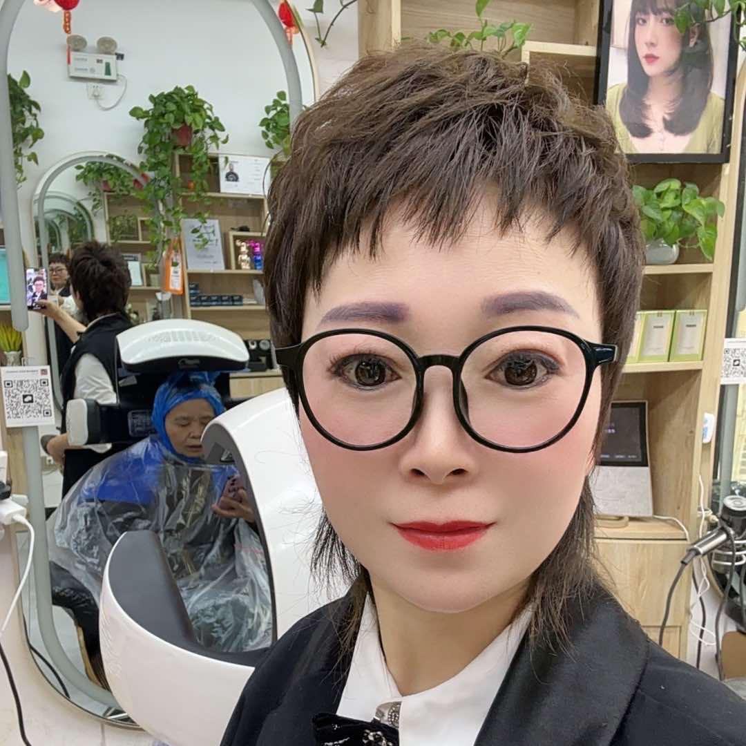 荥阳龙港路名剪发型设计