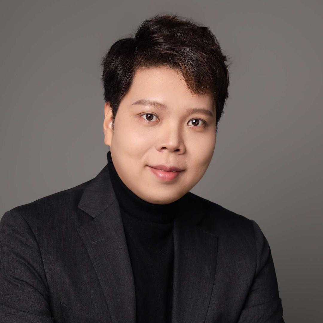 唯思风尚减龄发型设计 白发极速融合