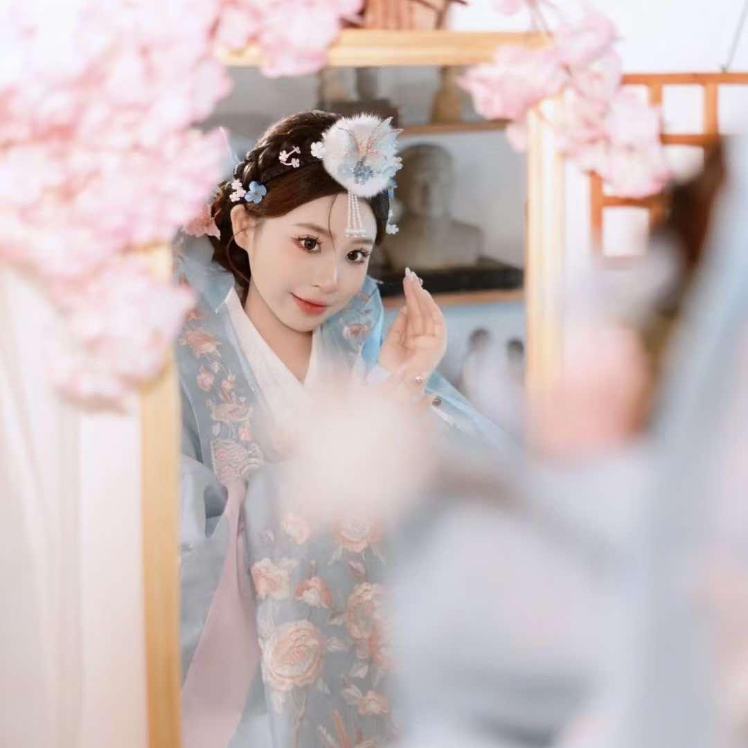 延吉市峦溪旅拍馆