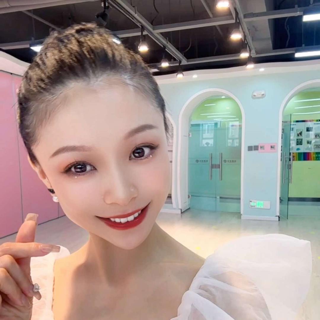 乌市艺恬舞蹈-高老师