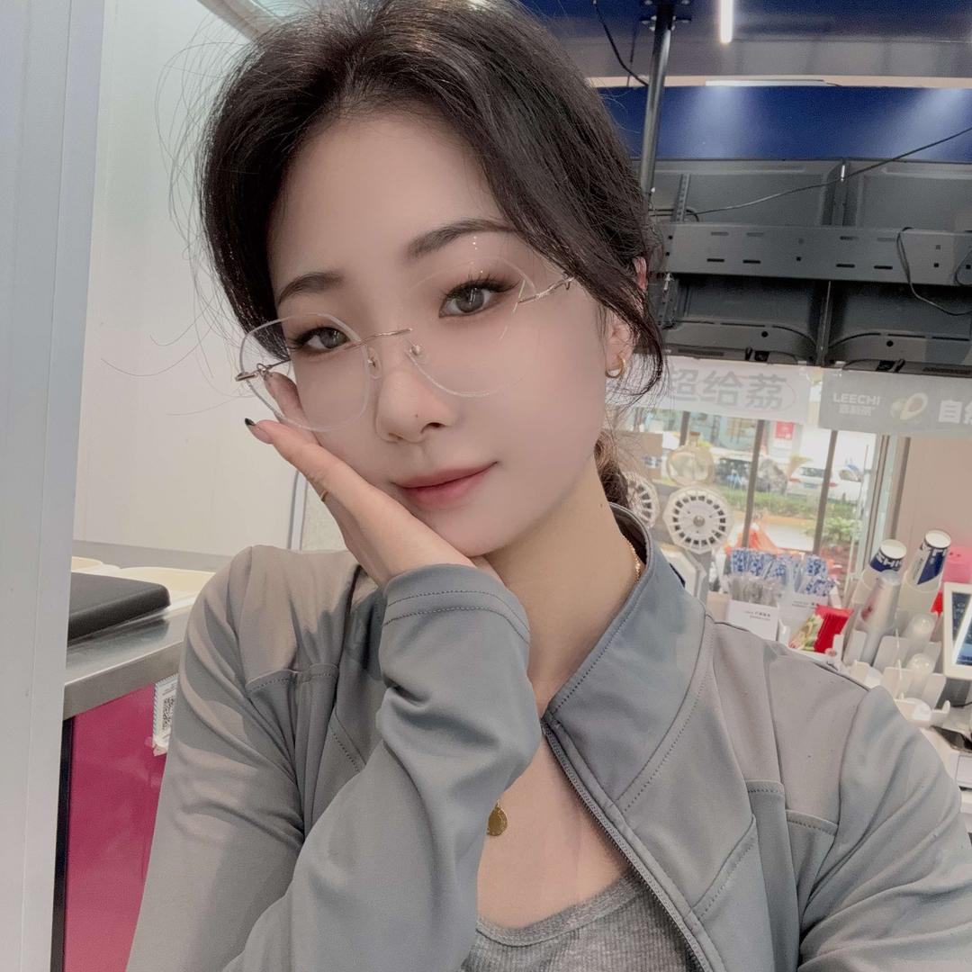 滚滚呐i💙荔制茶