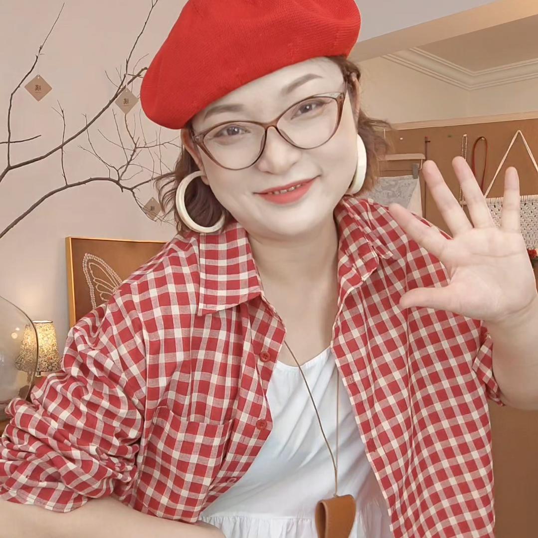 大脸莎掌柜穿搭日记