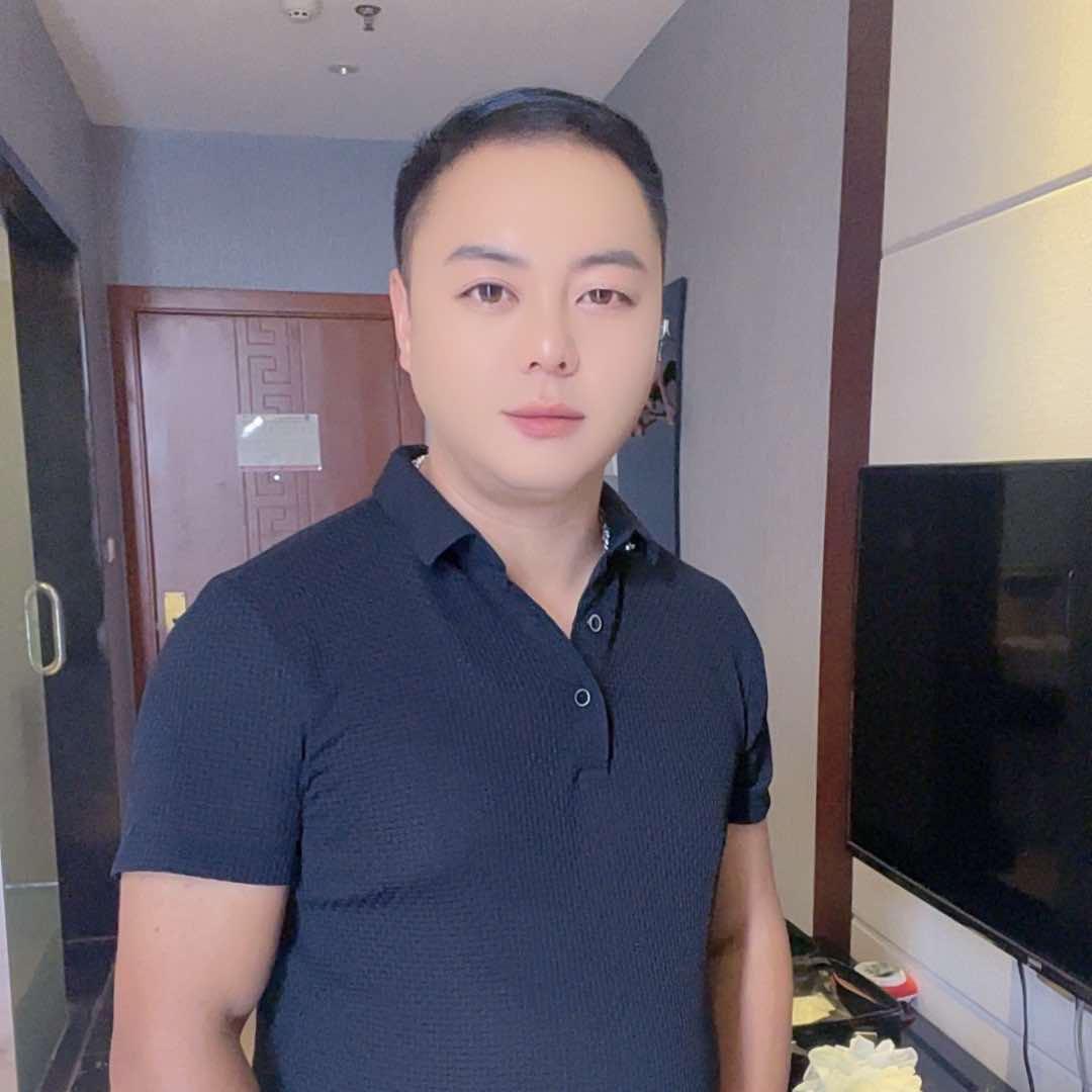 陆良腾博驾校方文俊