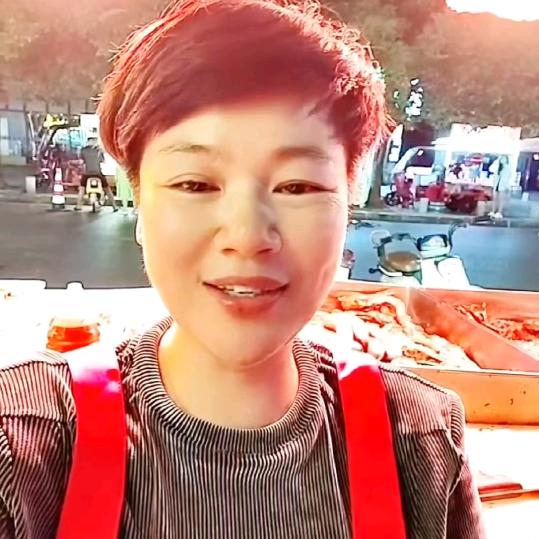 莉姐卤味（武汉黑鸭）