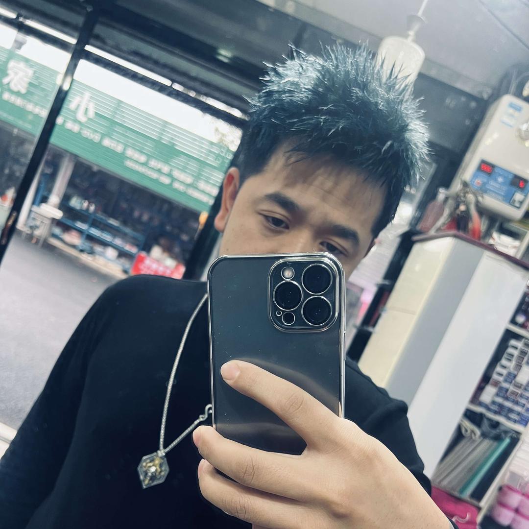 东阳小五店长造型
