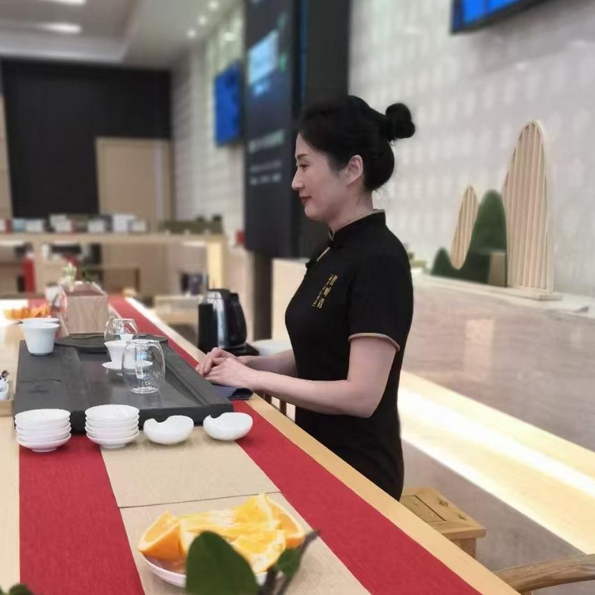 竹叶青汇龙湾店-店长