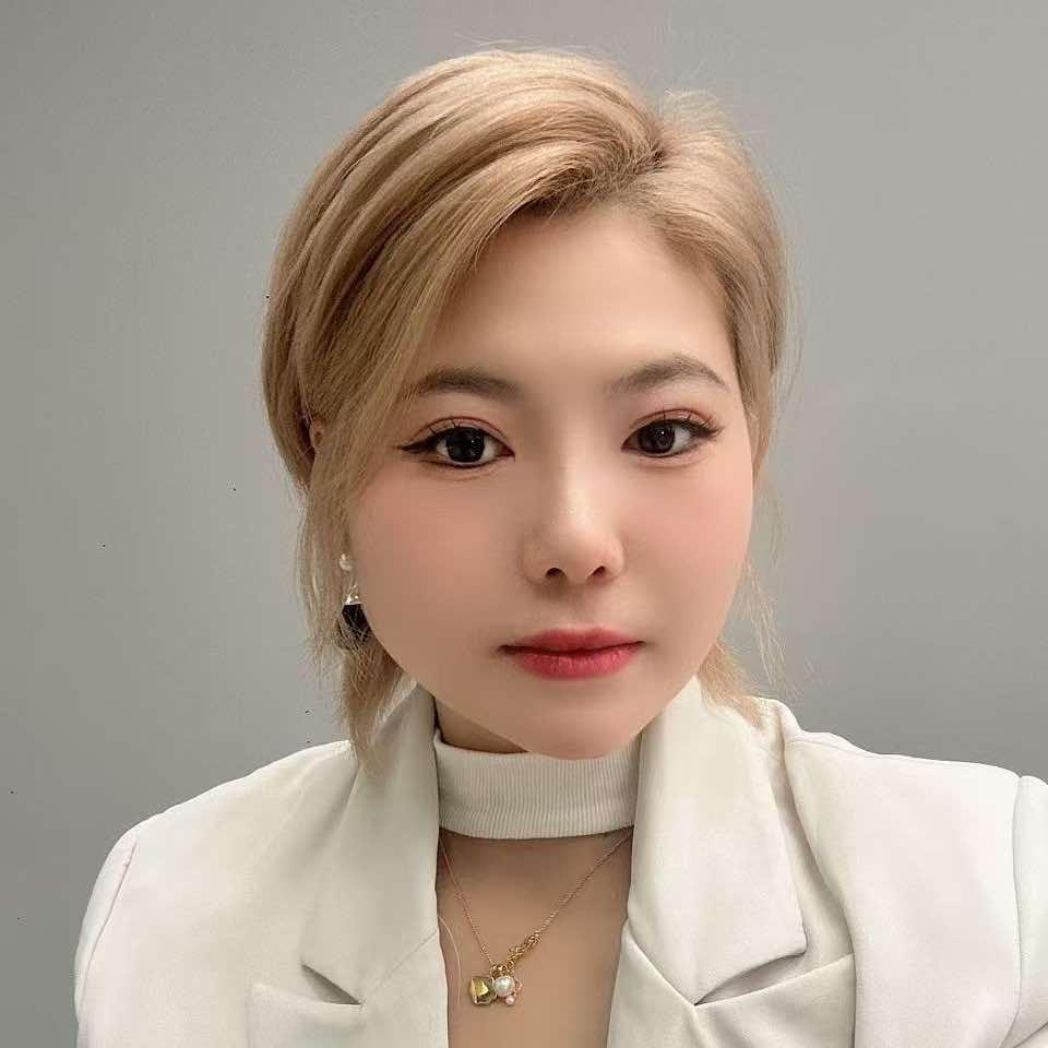 义乌女发型师陈焕