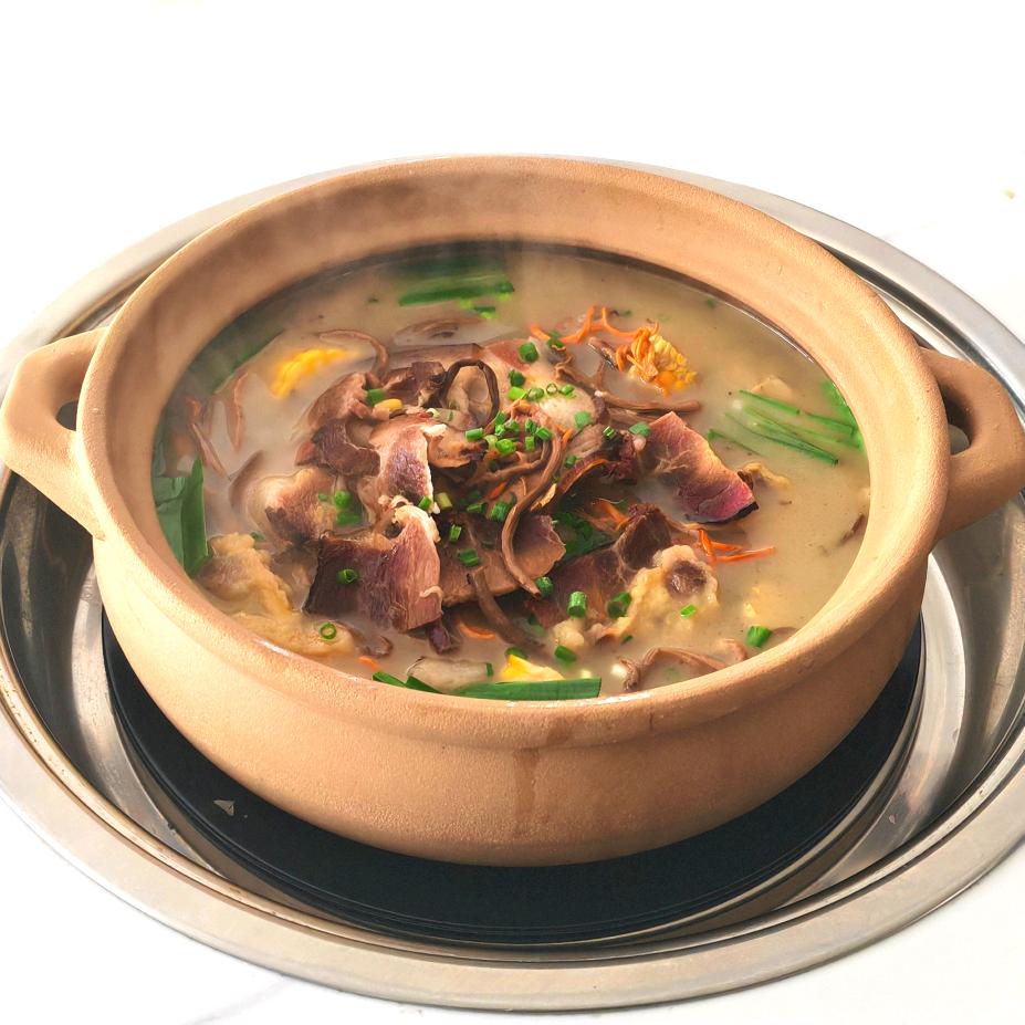 瓦屋山砂锅腊味居