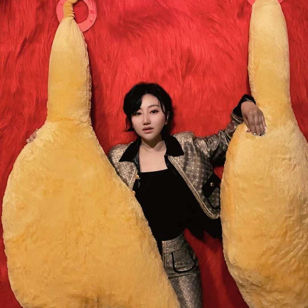 缤纷美校钱校长官方号