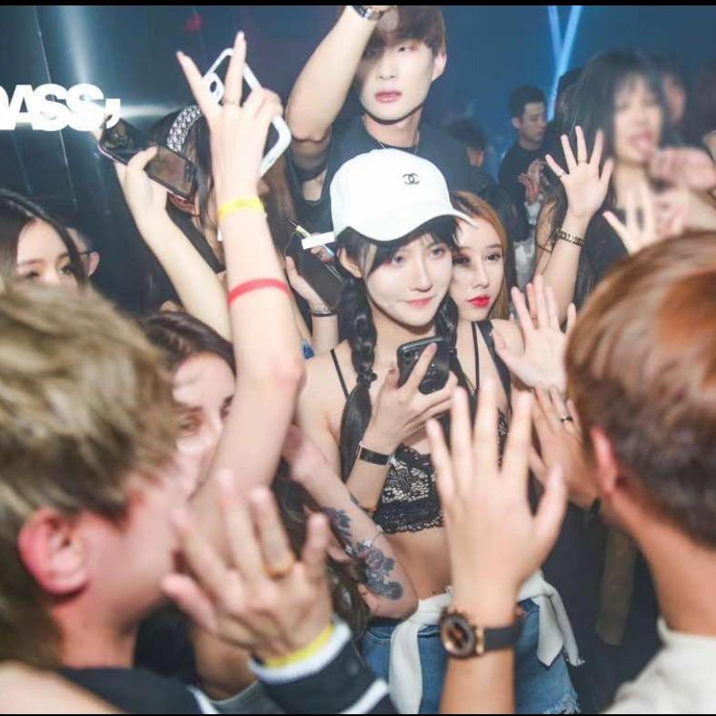 8city party（福利官）