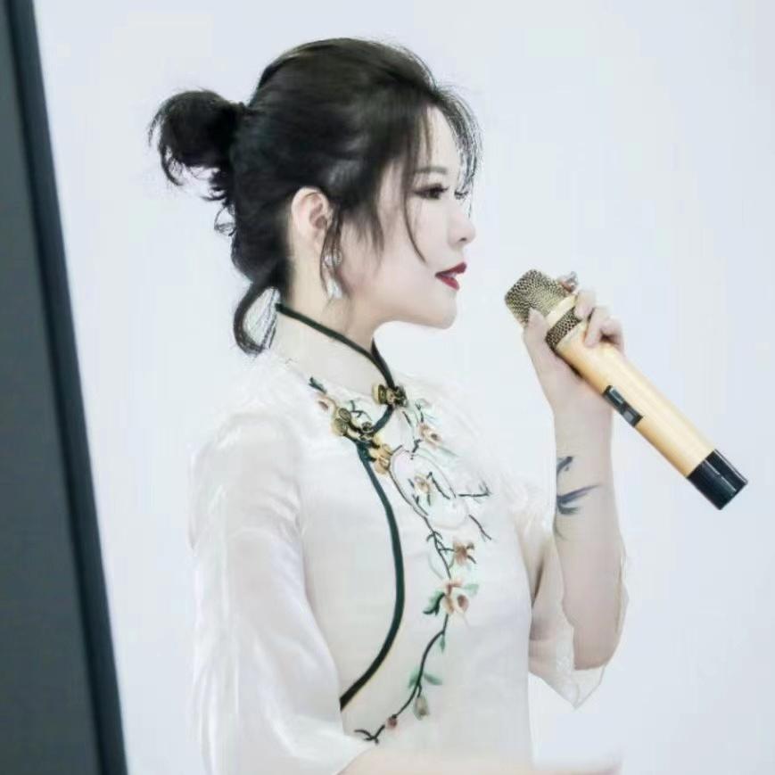 于小青