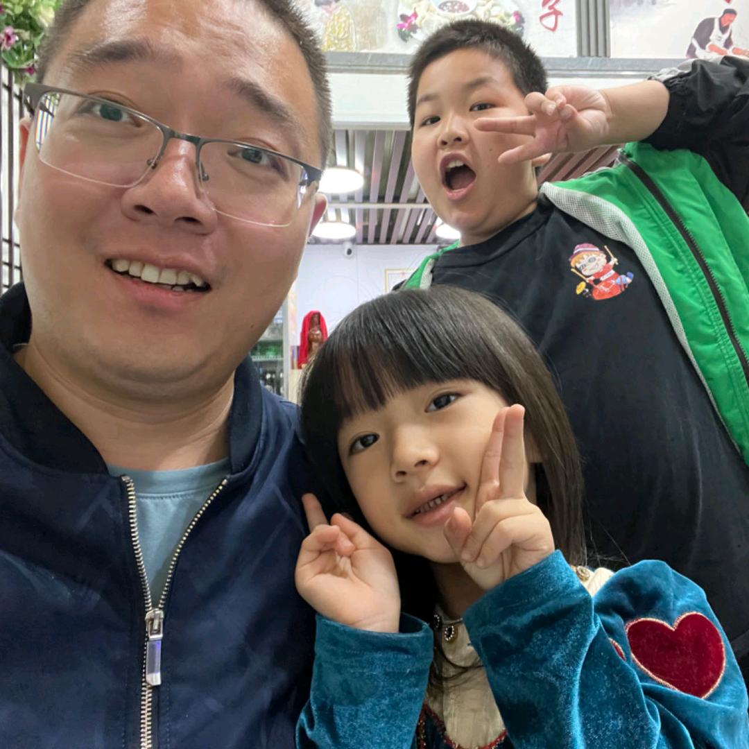 面二代小左
