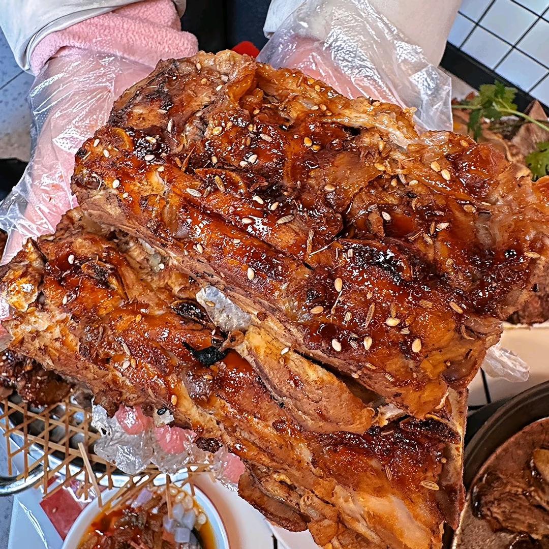 老北街烤骨头自助火锅