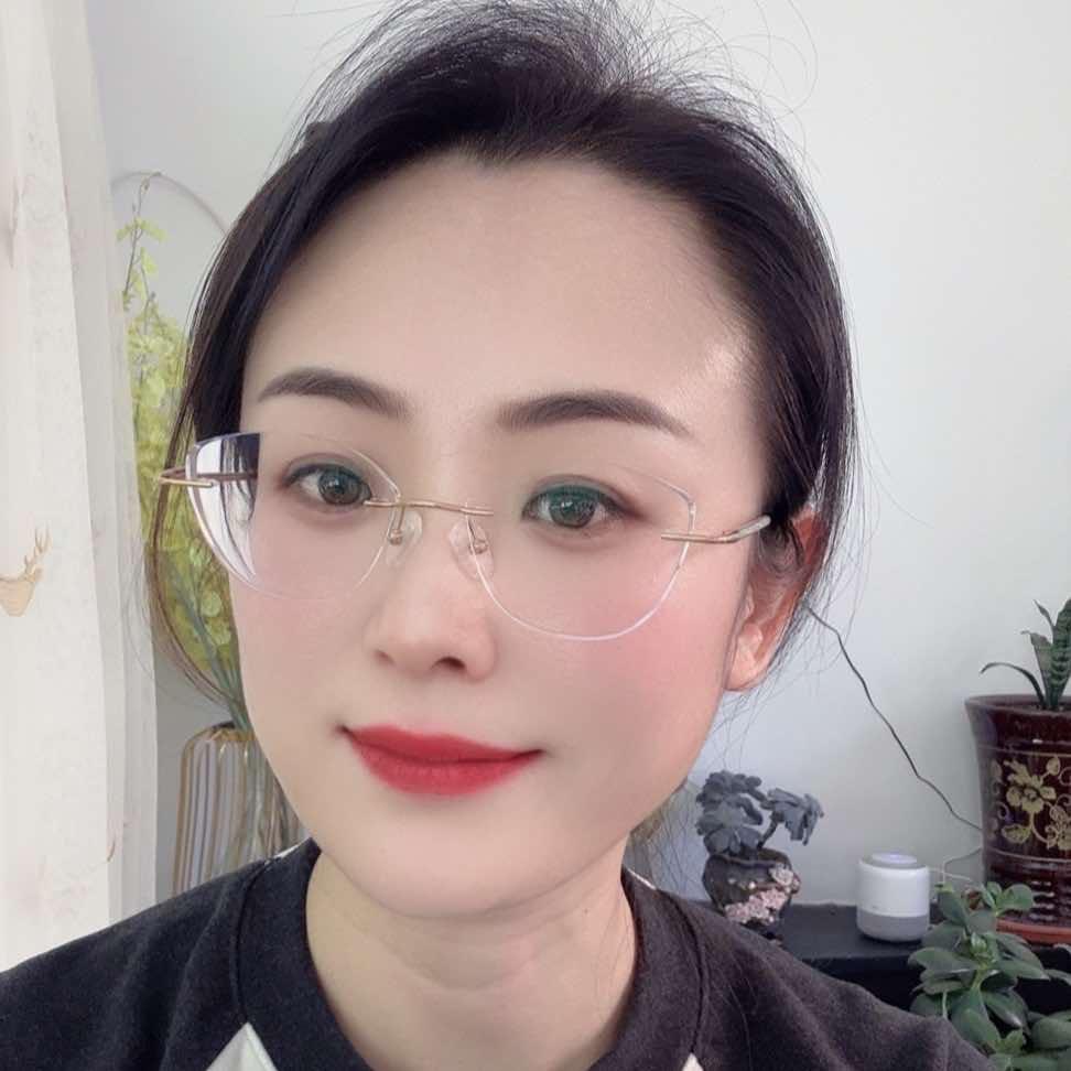眼镜店付姐