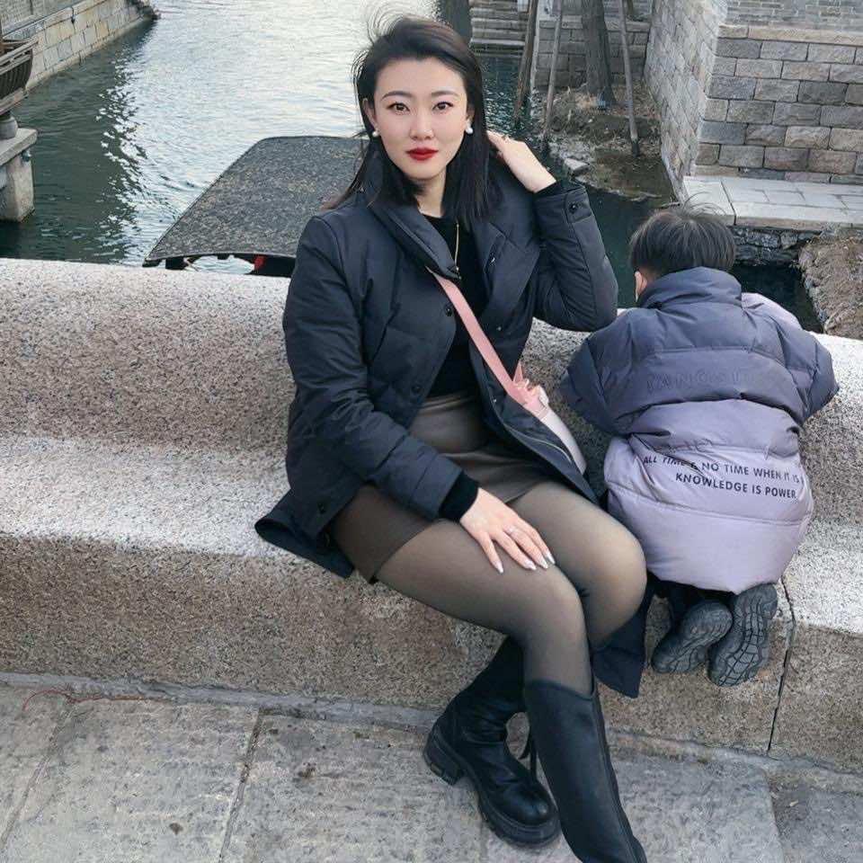 是 潇潇  呀