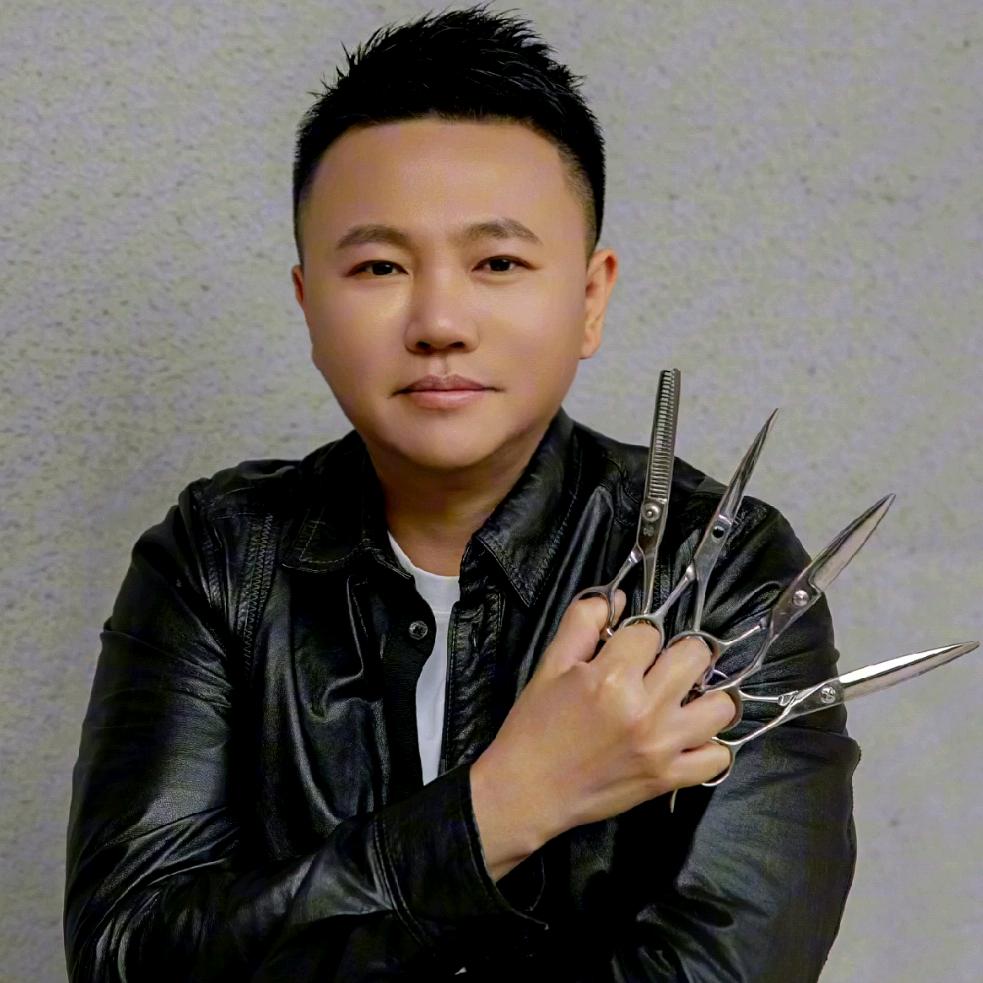 辽宁营口邹宁大师发图形象设计