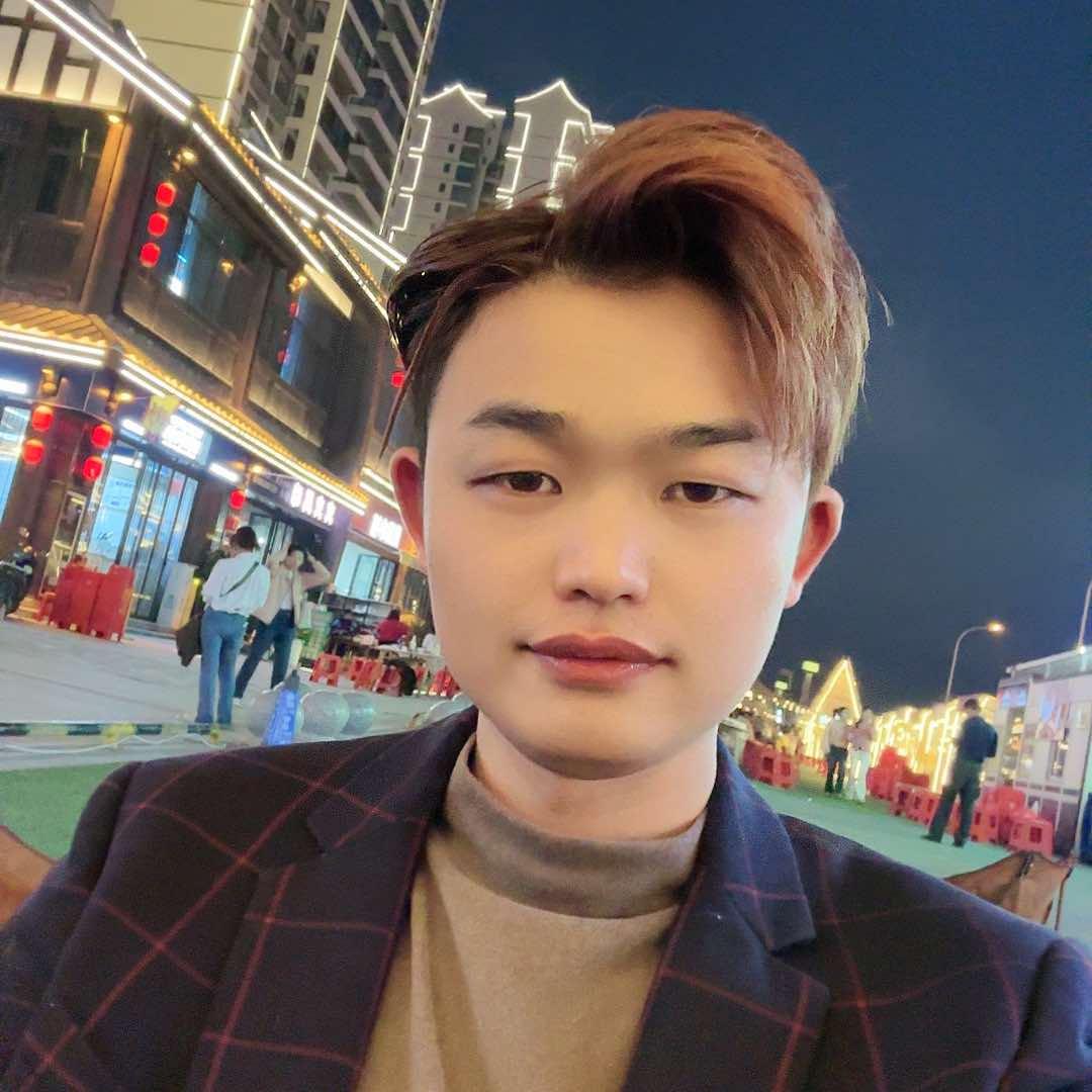 隆林专业接发.发源地美发