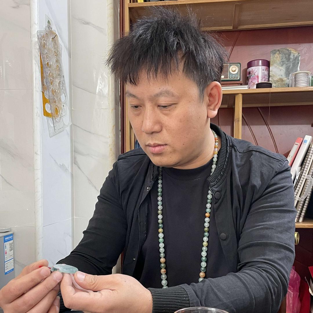 覃总翡翠珠宝