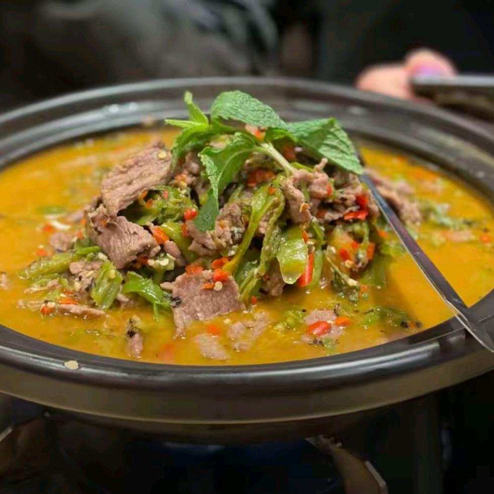 黔叁叁烧椒牛肉(绥阳店)