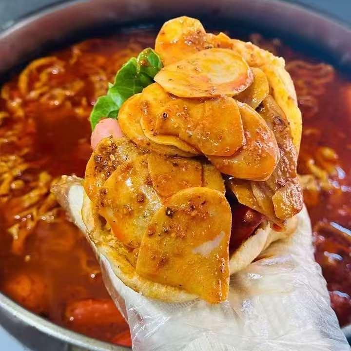 方城香辣土豆片夹馍