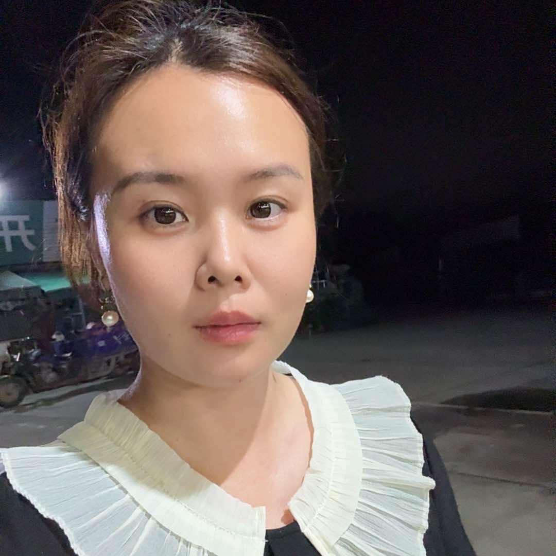 洪湾红东大排档“丹姐”